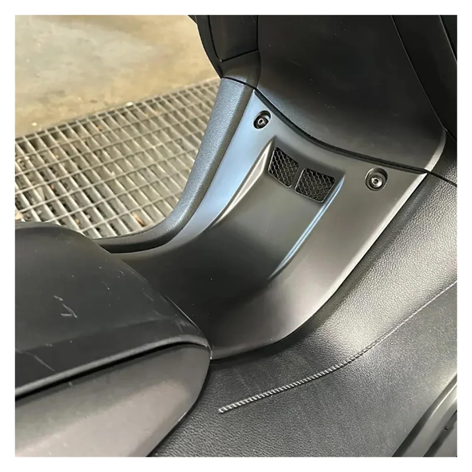 Copertura dell'acceleratore compatibile con TMAX 530 2017-2019 TMAX 560 2020-2021 Copertura protettiva centrale per tunnel moto (motivo in fibra di carbonio)