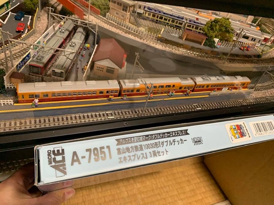 富山地鉄　京阪ダブルデッカー　10030系3両セット　新品未使用品　北陸観光特急 719Sq0bPh5L._UF894,1000_QL80_.jpg