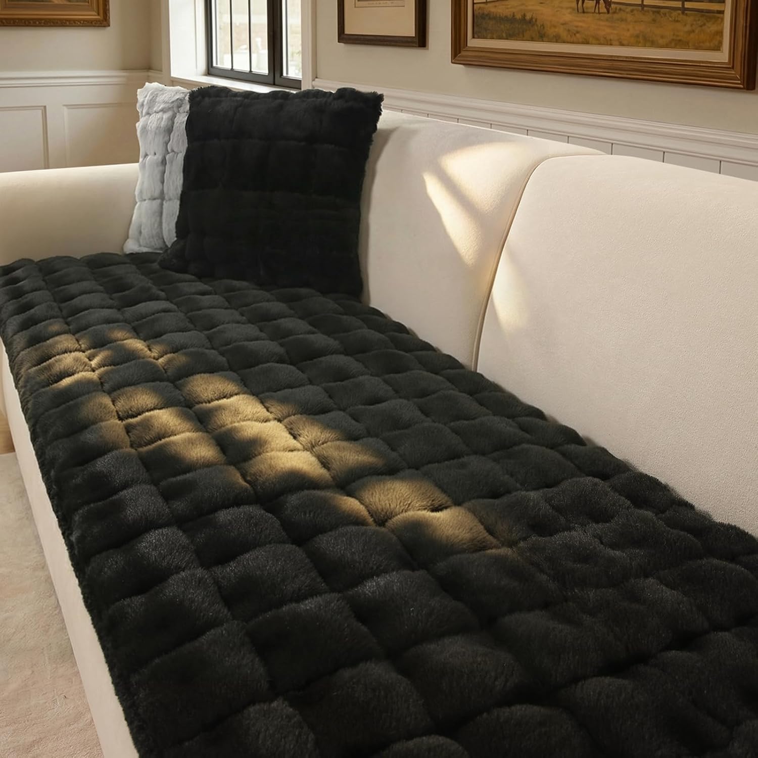 Couch Cover for Pets Plush, Non Slip Cozy Sofa Cover Pet Friendly, Soft Thick Fuzzy Sofa Slipcovers for 3 Cushions Washable Couch Sofa Funiture Protector(Black,27.6'' x 63'')