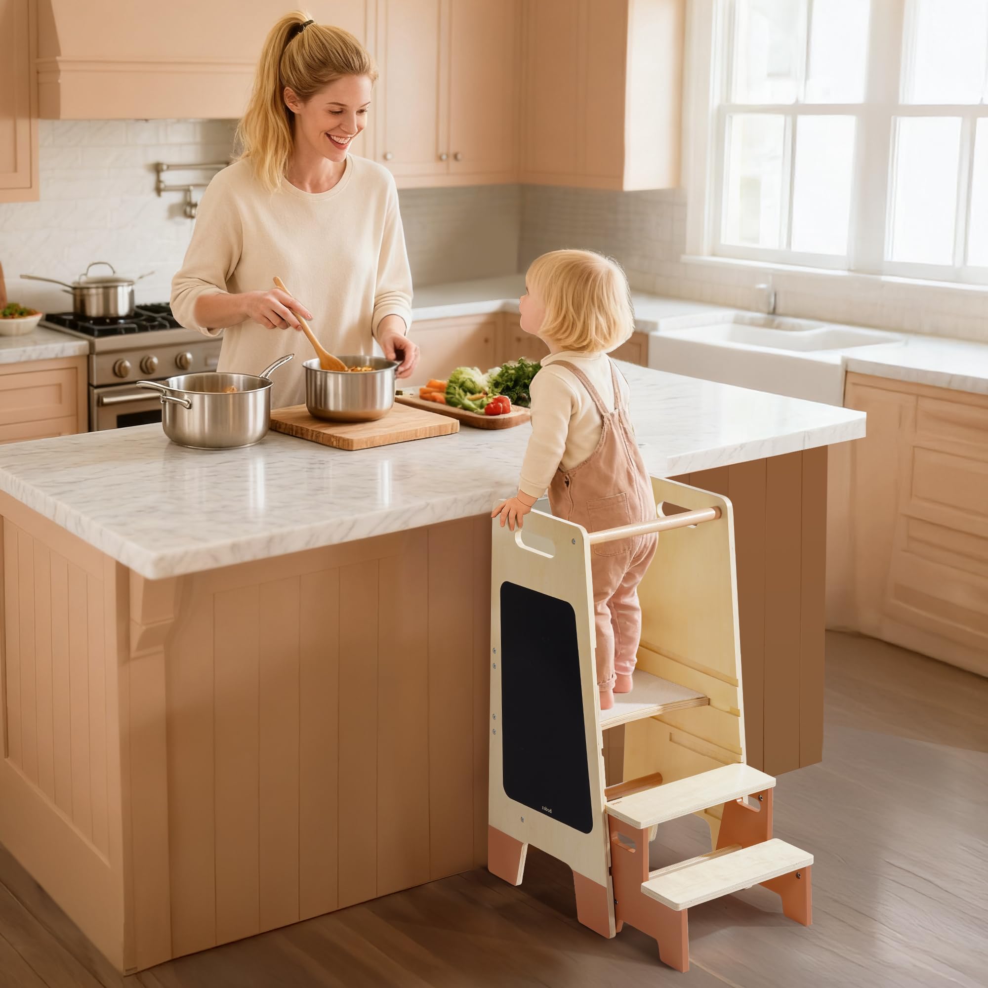 ROBOTIME Montessori taboret do schodków z drewna dla małych dzieci, z balustradą bezpieczeństwa i tablicą – pomocnik kuchenny dla dzieci od 2 lat, meble łazienkowe i dziecięce