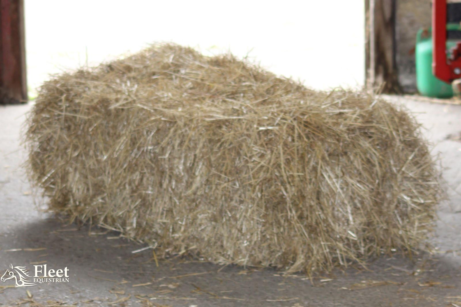 Fleet Farm® Hay Bale for horses - Approx 17-23kg / 100x50x40cm - BOXED - FREE P&P