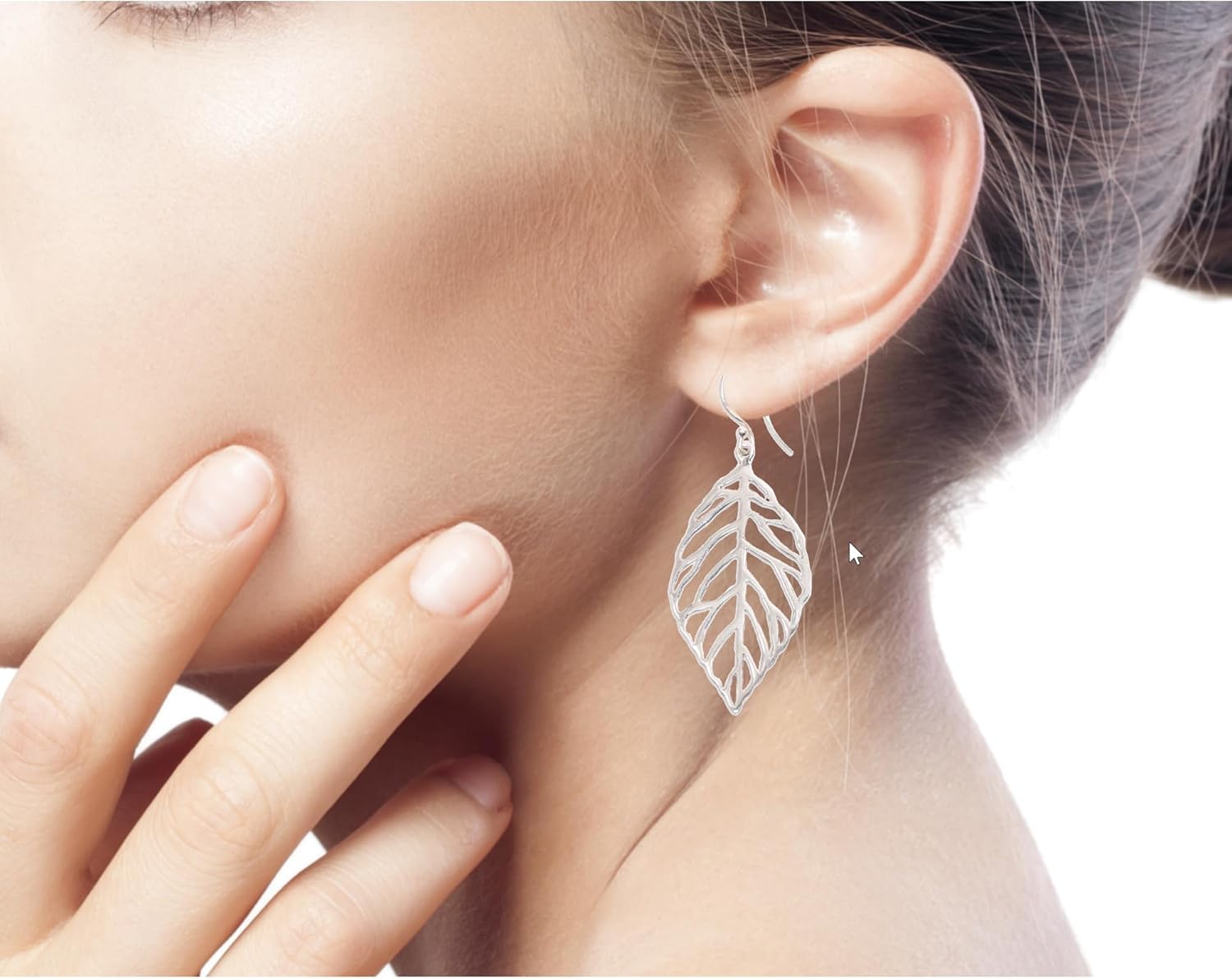 NOVICA Artisan Handcrafted Sterling Silver Dangle Earrings Balinese Leaf Theme Indonesia Tree [2.1 in L x 0.9 in W] ' Bali Bay Leaf' - Image 4