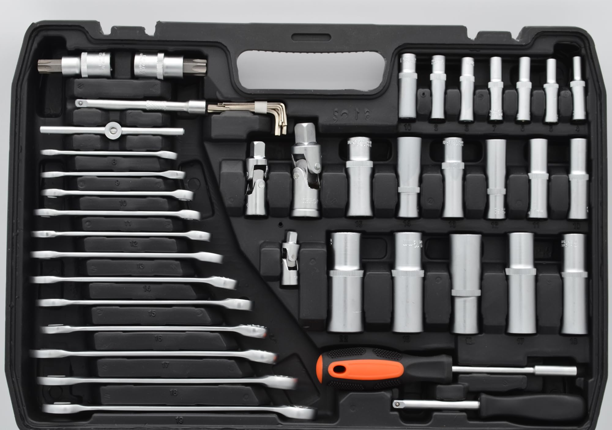 Set Chiavi a Bussola Valigetta 216pz Serie Cricchetti Bussole Esagonali Inserti