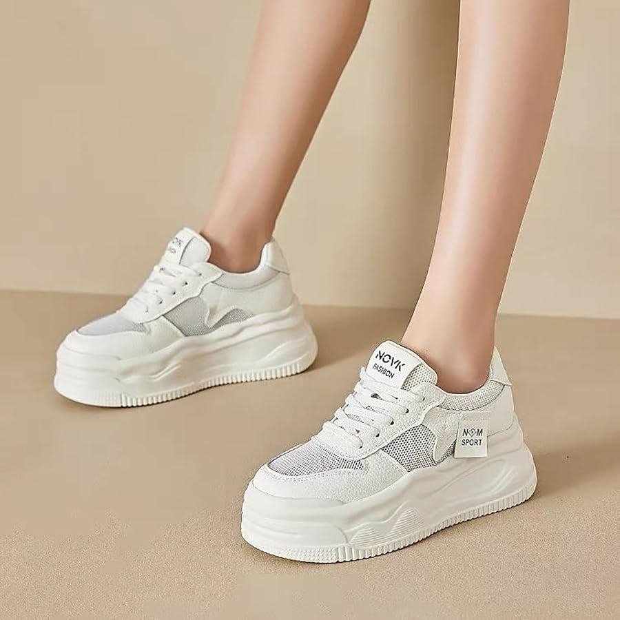 Style Vestimentaire Chaussure Basket Femme A La Mode 2020 - Main Image
