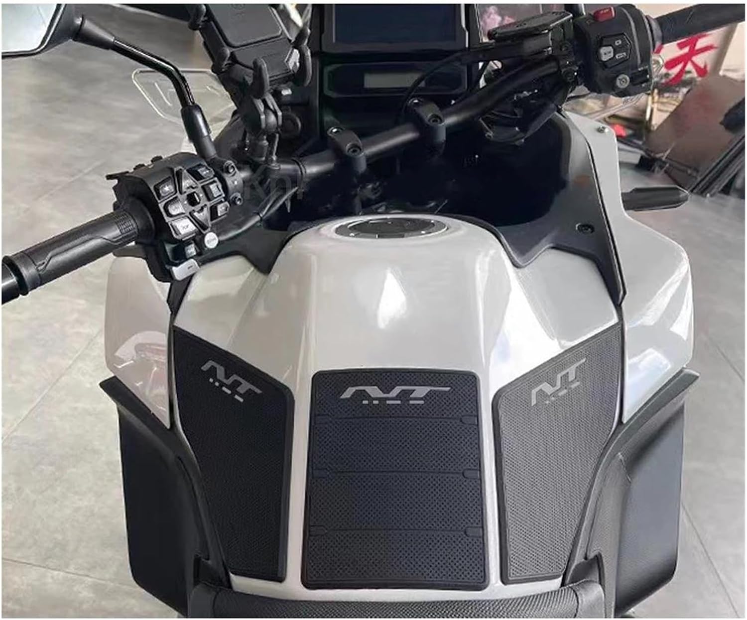 オートバイ用ガソリンタンクパッド ホンダ用 NT1100 NT 1100 2023 オートバイ燃料タンク滑り止めと防水ステッカー