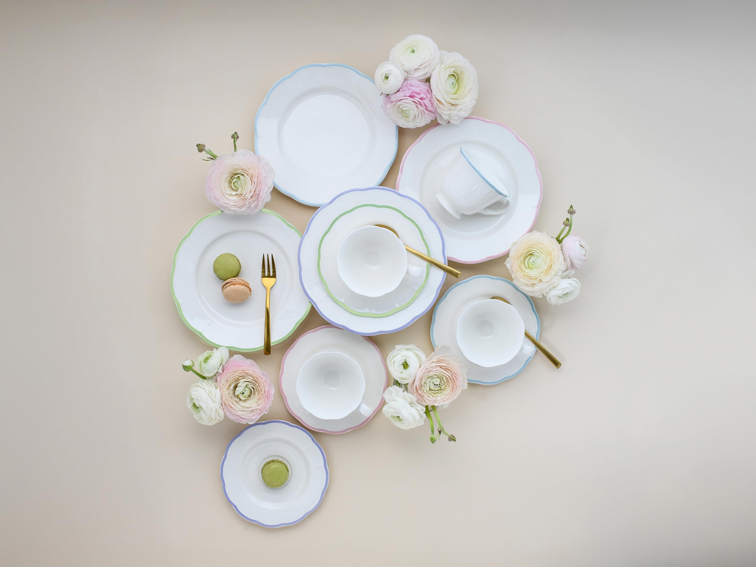 CreaTable, 24841, seria Florine, 16-częściowy zestaw naczyń dla 4 osób, serwis kombi z kamionki, nadaje się do mycia w zmywarce i używania w kuchence mikrofalowej, wysokiej jakości produkcja