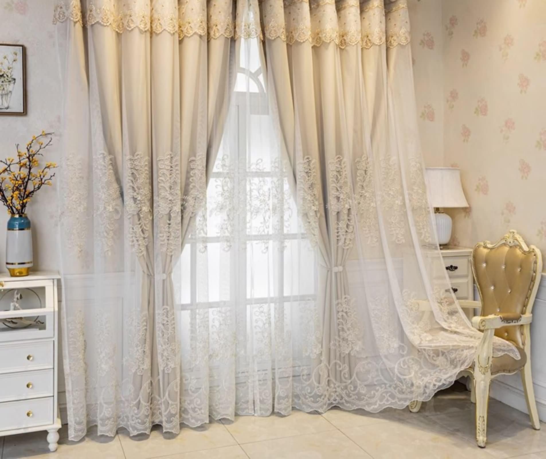 Tende Interno con Ganci, 2 x 102W x 183H CM,Tende da Interno Oscuranti Due Pannelli Doppio Strato con Modello Pizzo Ricamo Tenda Beige Cachi Chiaro Cameretta Bambini