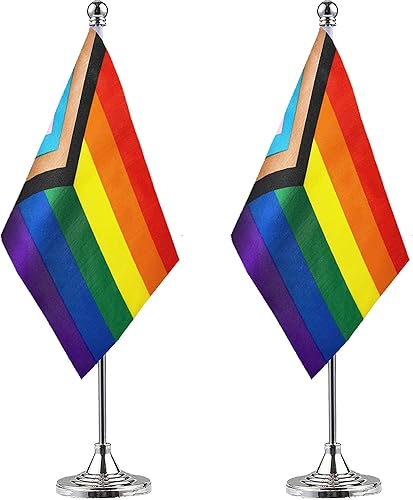 Miniatura 1 de ZXvZYT Paquete de 2 banderas de mesa gay con diseño del orgullo del progreso, pequeñas banderas de escritorio LGBT con base de soporte, suministros