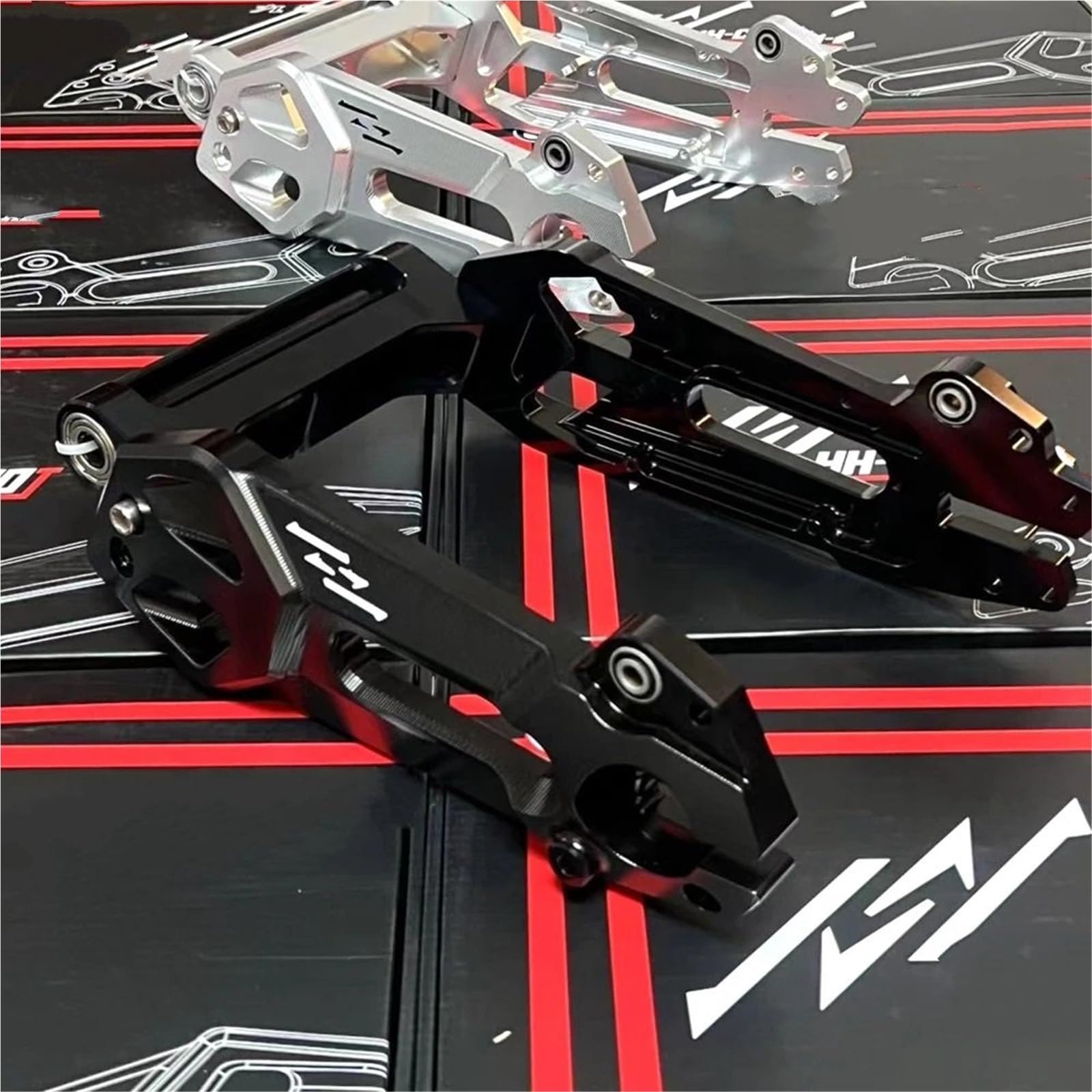 szpule motocykla wahacz Pasuje do Ninebot N/M/E Serie E80C E100 E125 E200P N70 M95 F90 Wahacz motocyklowy CNC aluminiowy tylny płaski widelec wahacza wahacz(M-serie silver)