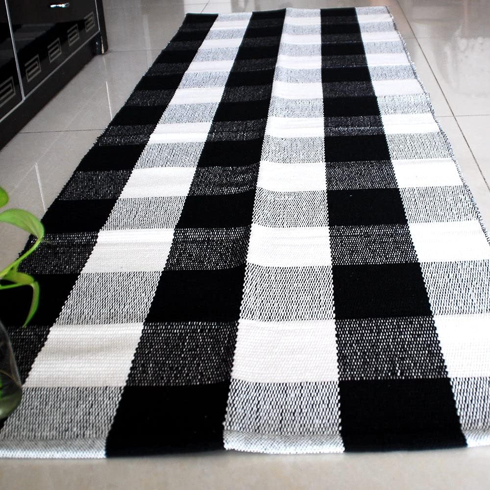 Winwinplus Buffalo Check Area Rug, Plaid Runner Rug Cotton Hand-Woven Machine Washable Checkered Runner Rug, Black and White Floor Rugs for Kitchen/Bathroom/Bedroom, 2 ' x 6 '