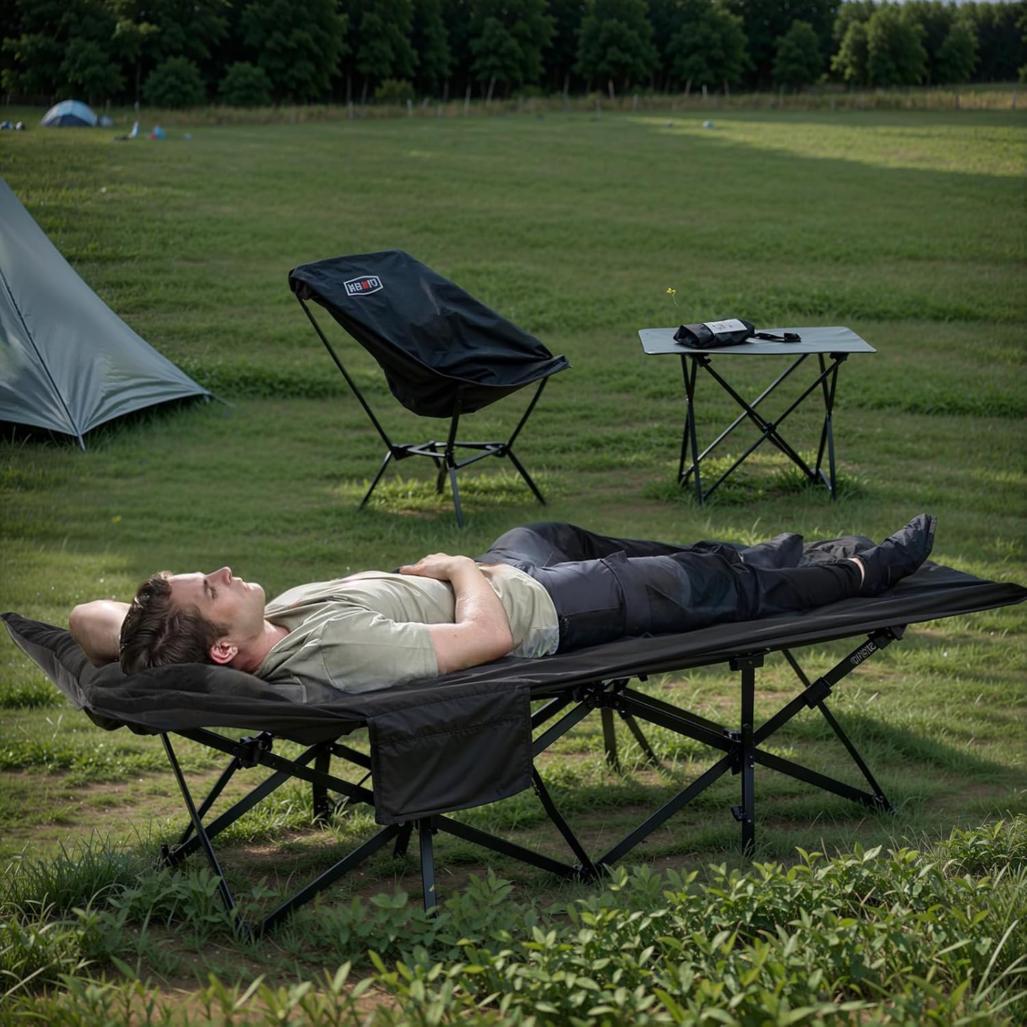 OVERMONT Lettino da Campeggio Brandina Pieghevole - Letto Portatile XL Caricabile Fino 250 kg - Letto Singolo Antiscivolo con Cuscino Borsa di Stoccaggio Borsa Trasporto per Camper Tende Viaggi Nero
