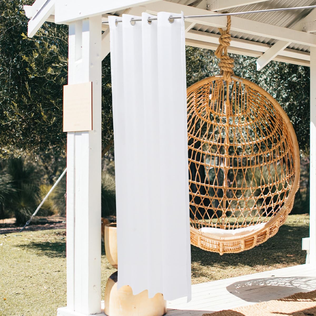 2 Stück Wasserabweisende Outdoor Vorhänge aus Polyester Weiß Lichtundurchlässig Sichtschutz für Garten Balkon und Pavillon