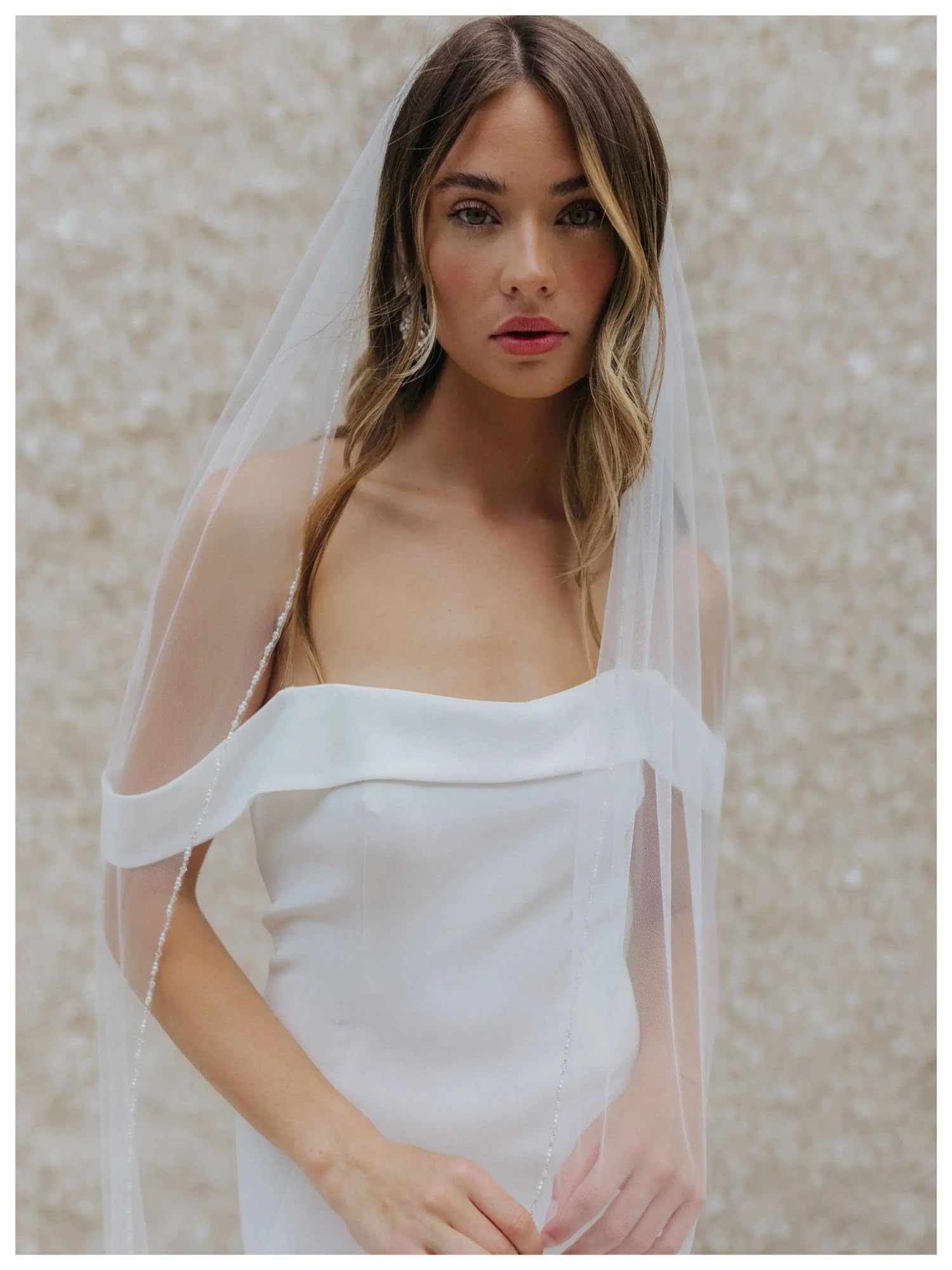 Abito Da Sposa Veli da sposa di cristallo perline 1 livello lunghezza punta delle dita velo matrimonio con bordo trim accessorio capelli tulle morbido pettine velo da sposa