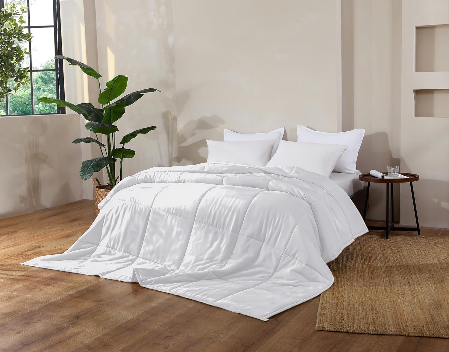 NATUREFIELD Lightweight Bamboo Viscose Quilt - King Size Cooling Blanket, 100% Rayon from Bamboo Shell with 200g Polyester Fill, Breathable Spring & Summer Comfort (125 GSM, 210 TC)