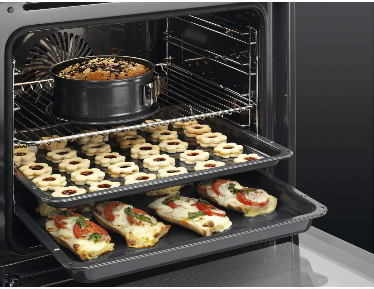 AEG BEK435111M Horno Multifunción con Función Limpieza AquaClean, 9  funciones, Cocción Uniforme, Ventilador XXL, Pantalla LCD Táctil,  Antihuellas, Bandeja XXL, Inox, Clase A+, 72 Litros : Amazon.es: Grandes  electrodomésticos
