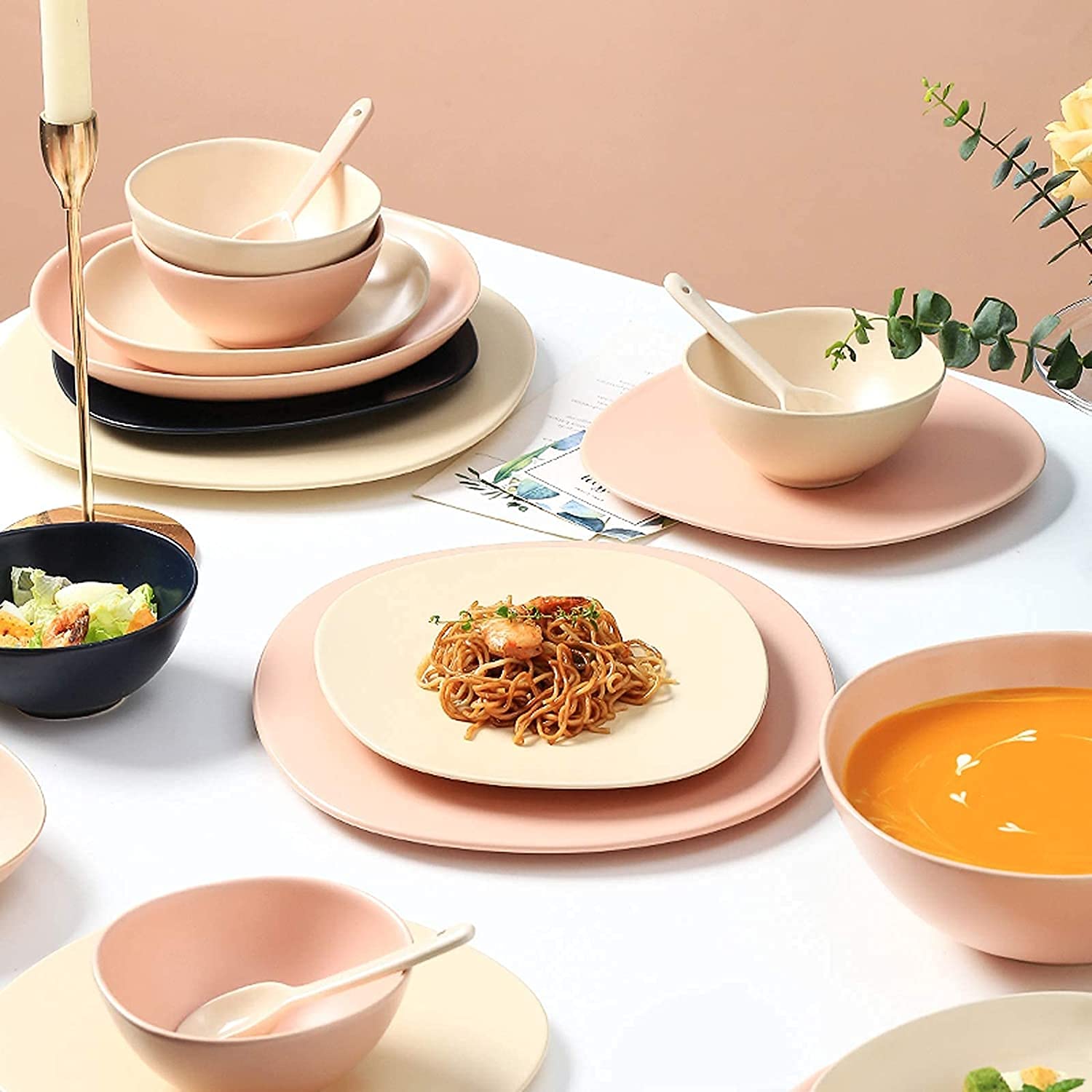 Stylowy zestaw obiadowy do luksusowej restauracji i domu, ceramiczne zestawy obiadowe, porcelanowy zestaw obiadowy 42 szt. | Zestaw misek na płatki zbożowe i talerzy do steków na prezent ślubny.