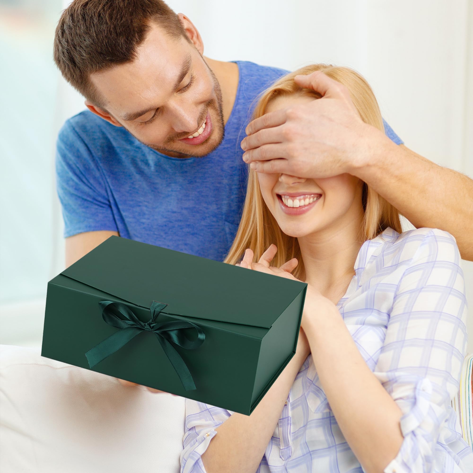 STOBOCTER Gift Box,8x8x4 Gift Boxes with Lids for Presents,Green Magnetic Gift Box for Wrapping,Birthday, Wedding, Bridesmaid Proposal, Christmas,Includes Ribbon,Card