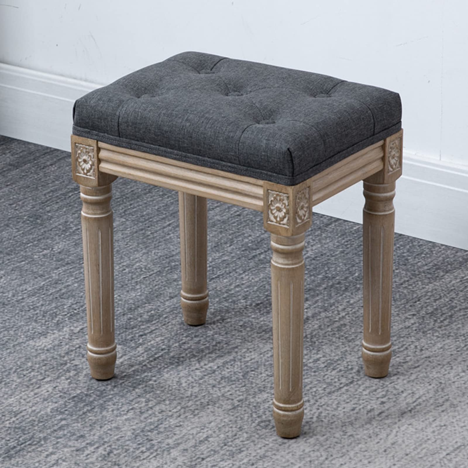 Tabouret de pied vintage en lin pour une ambiance chaleureuse