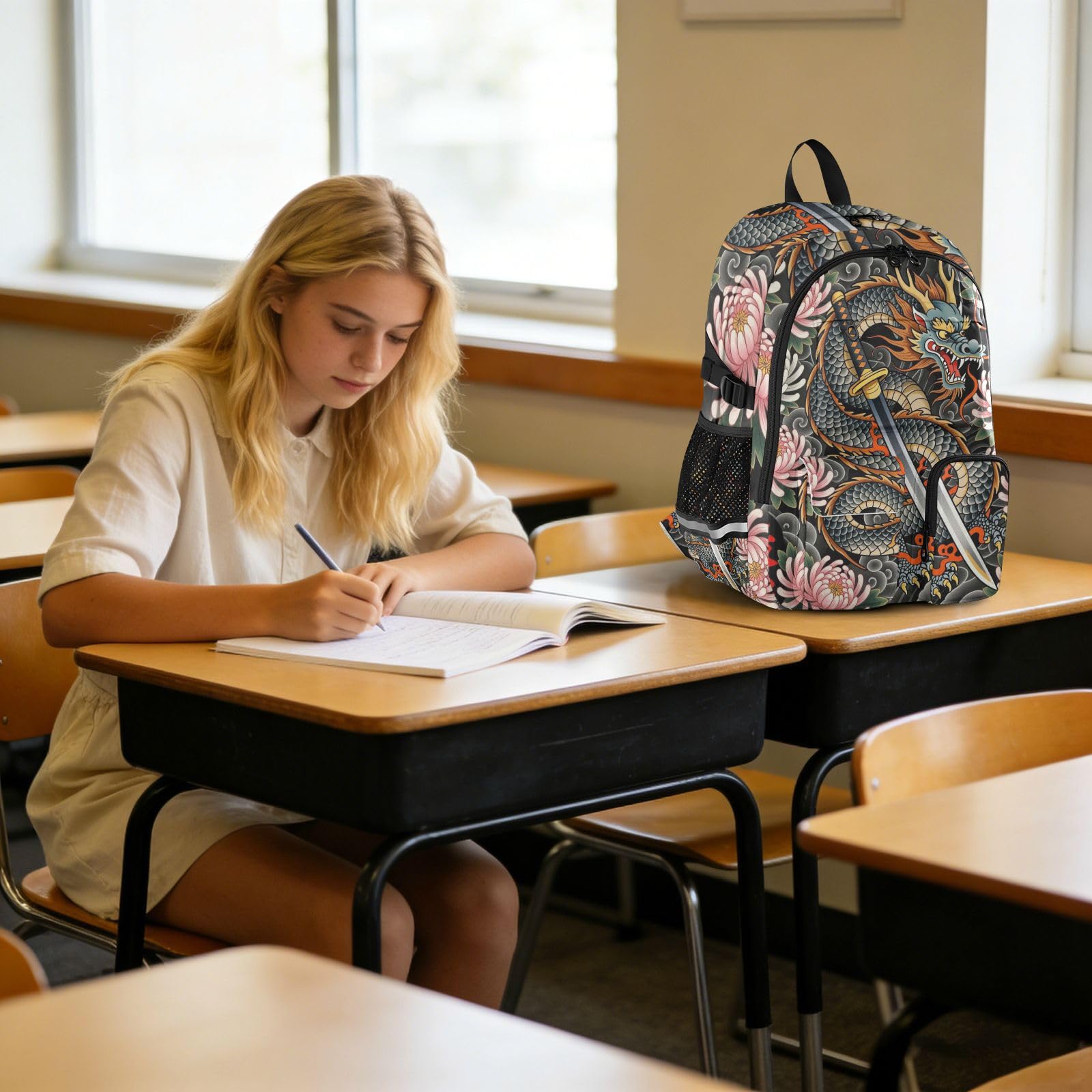 Grand sac à dos de voyage pour homme et fille Motif dragon et fleurs japonaises 44,5 cm