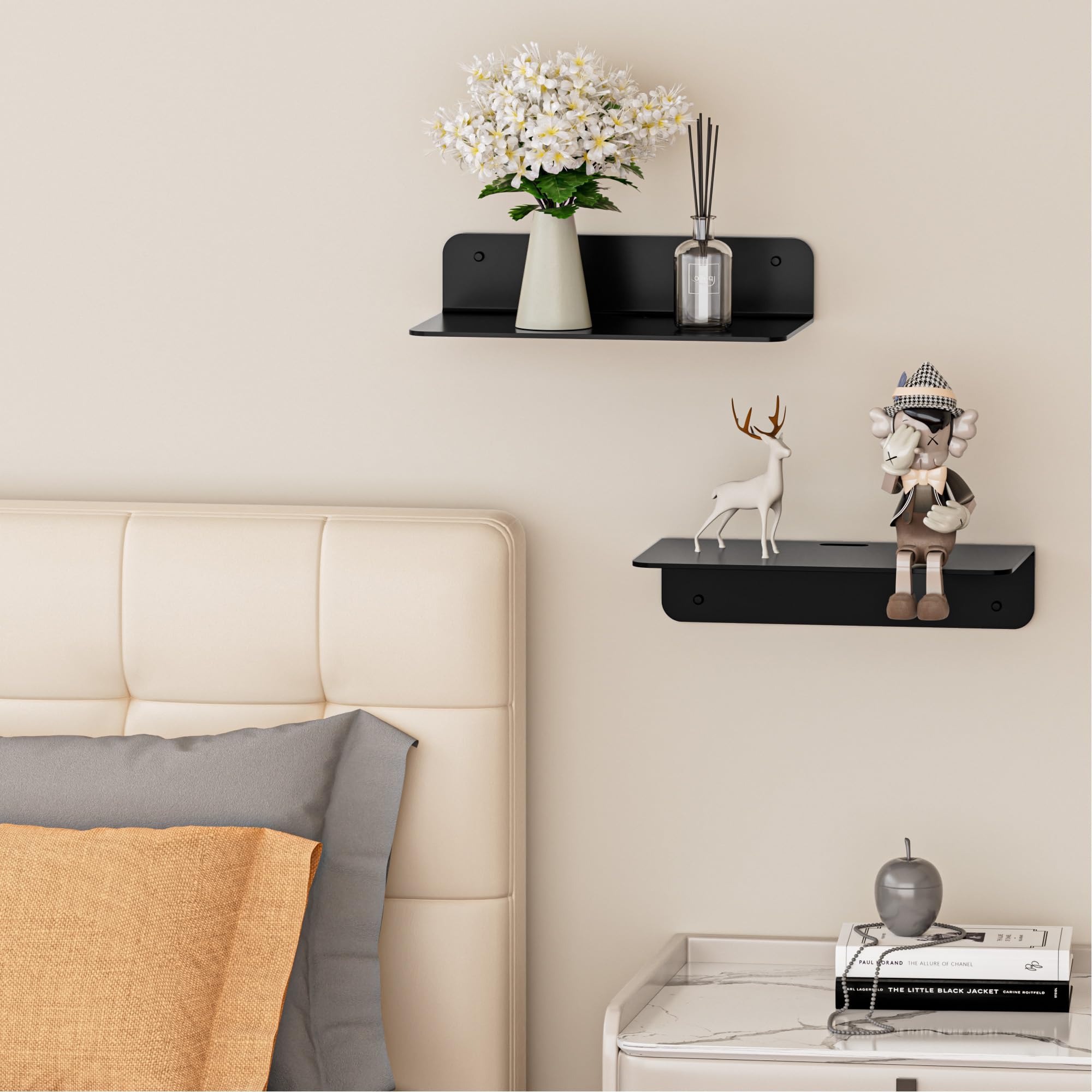 Wisfame Mensola da Muro in Metallo 2 Pezzi, Nere Mensole Adesive da Parete Senza Foratura, 23cm Mensolina da Muro Piccola per Soggiorno, Camera da Letto, Bagno,Cucina, Ufficio，Con Fori per Cavi