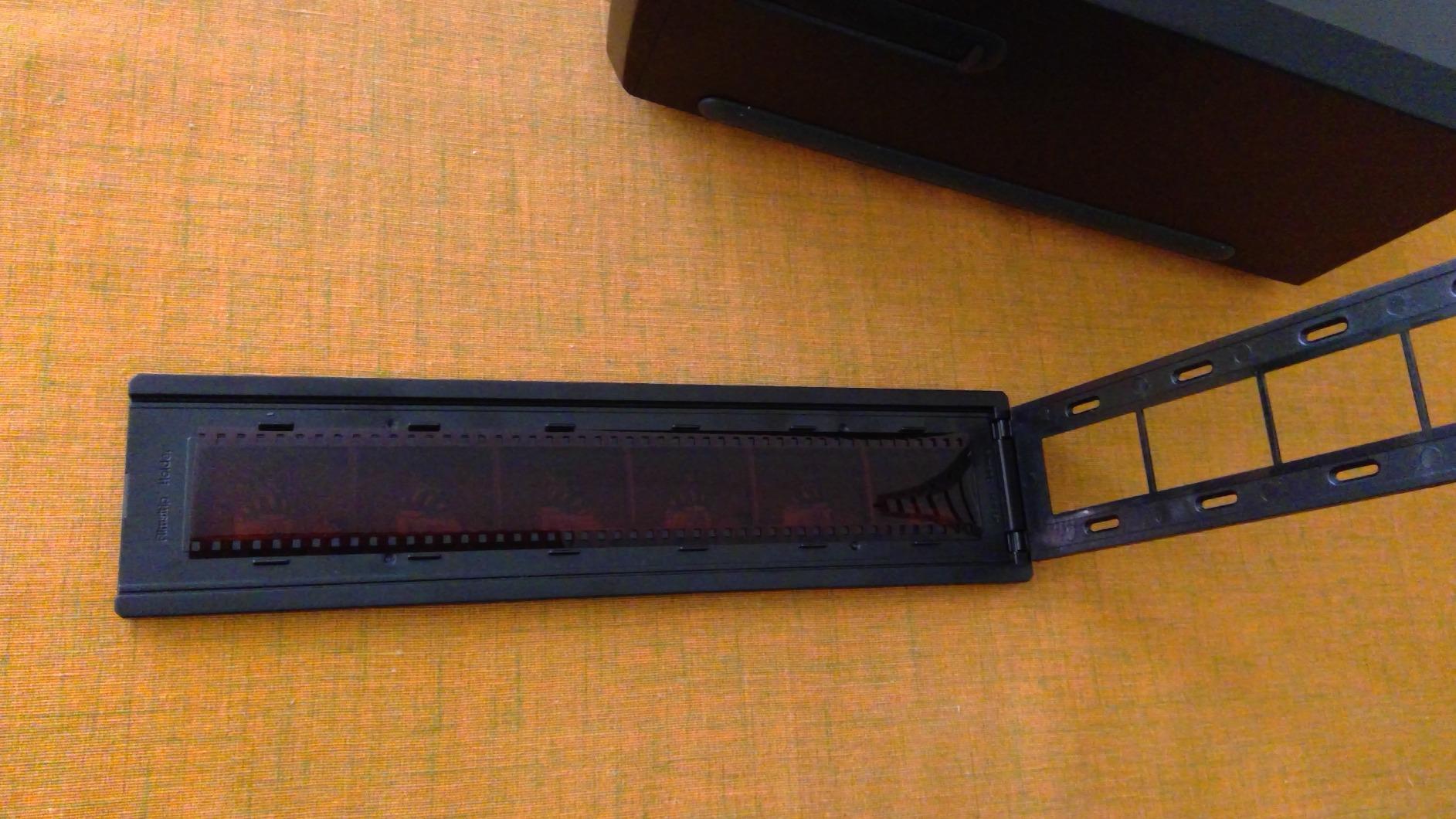 Scanner Per Pellicole E Diapositive Da 35mm - Trasforma Negativi In Foto Digitali Con Il Tuo Smartphone - Foto 7