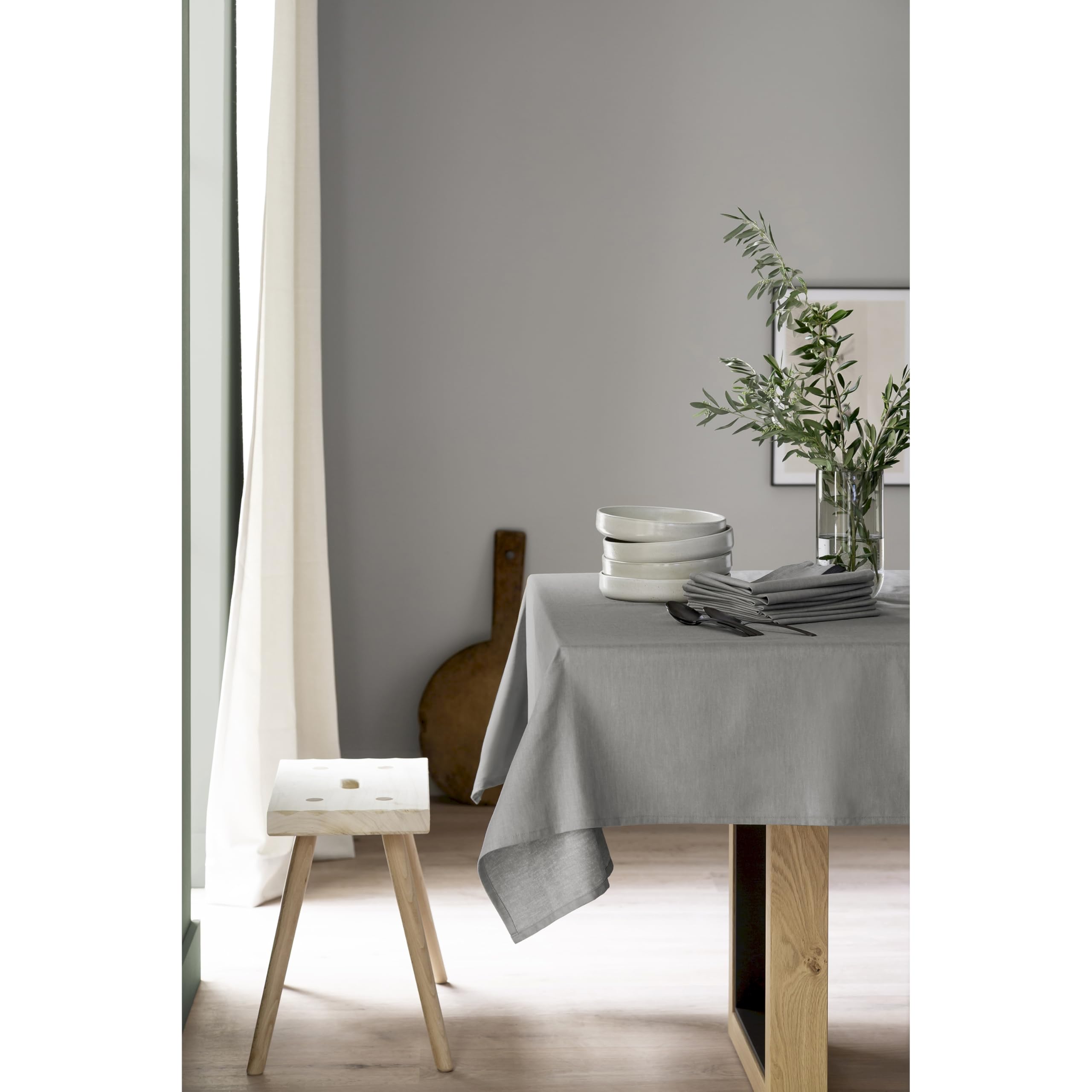 SCHÖNER WOHNEN Hochwertige Tischdecke 140x260cm Frühling Grau Uni - Tischwäsche modern aus 100% Baumwolle für Esstisch & Küchentisch - Ostern Tischdeko - Tischtuch Dekoration Öko-Tex