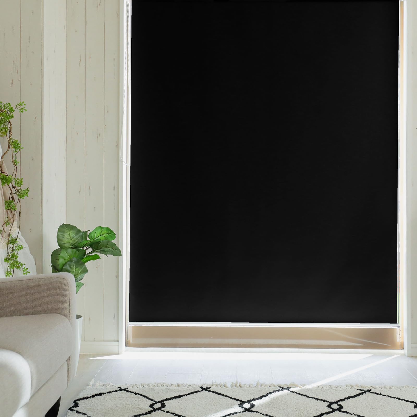 【新品未使用】グラムスタイル ロールスクリーン ブラック 180cm×180cm Amazon｜グラムスタイル ロールスクリーン 幅90cm 丈180cm ブラック