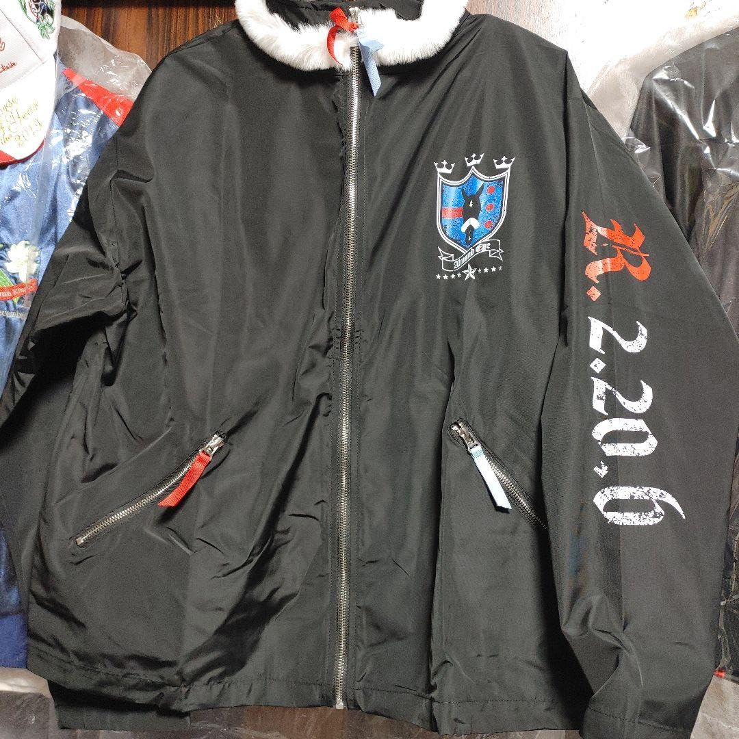 【新品】【超希少】競馬グッズアーモンドアイ　記念ジャンパー　ブルゾン　LLサイズ 価格相談歓迎 アーモンドアイ G1勝利記念ブルゾン 競馬｜Yahoo