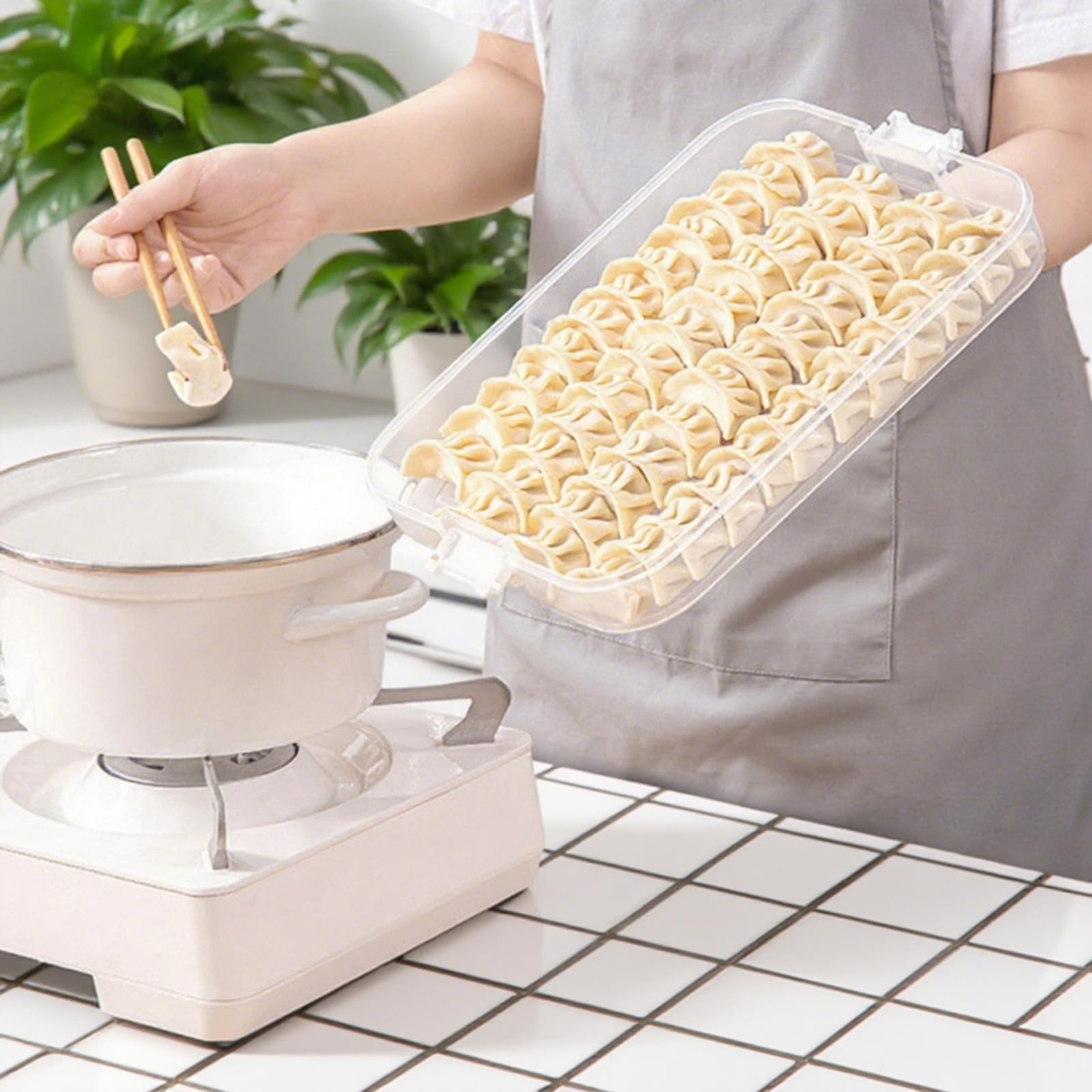 LAGAHS Contenitori per alimenti a 4 strati con coperchi ermetici spazzole e panni per la pulizia, porta snack per mantenere freschi, contenitori in plastica per cupcake, biscotti, pizza, gnocchi