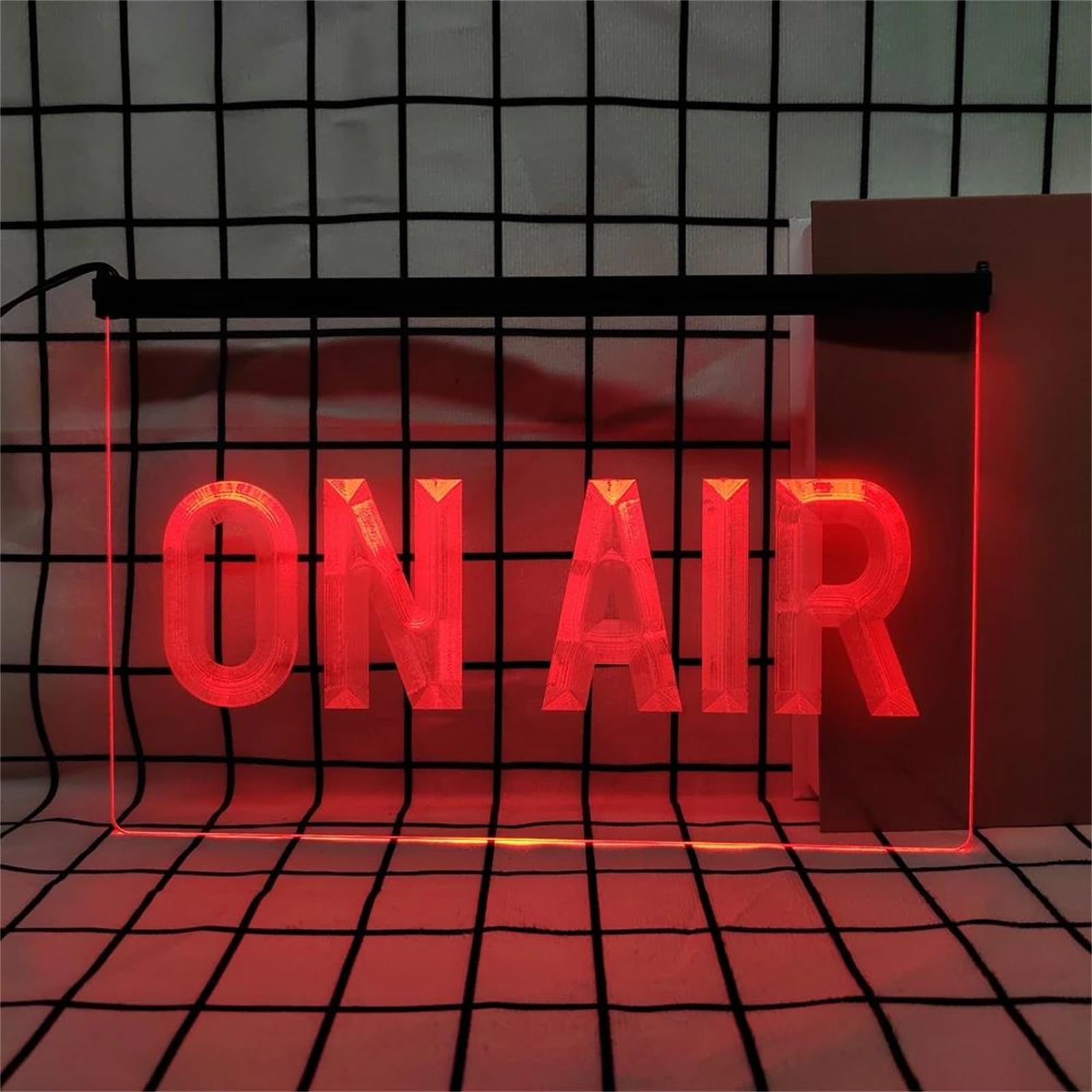 On Air Neonowy szyld do dekoracji ścian – ściemniane neonowe światła LED z zasilaniem USB, idealne do studia nagraniowego, studia podcastowego, dla DJ-ów i barów,Red,30x20cm