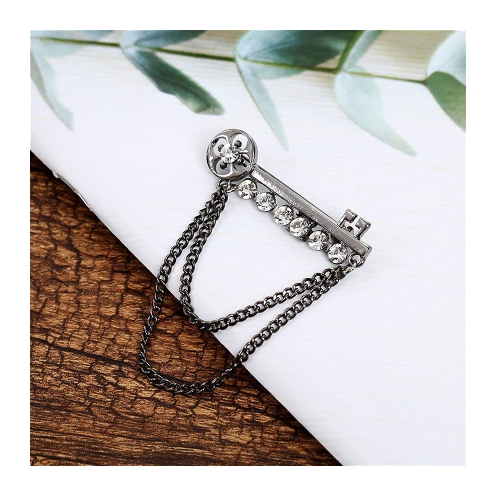 RWRAPS Strickjacke-Clips, modische Metall-Schlüssel-Quaste, Lange Brosche, Strass-Kette, Anstecknadel für Herren, Anzug, Hemd, Abzeichen, Broschen, Pins, Zubehör (Metallfarbe: Gold) ()