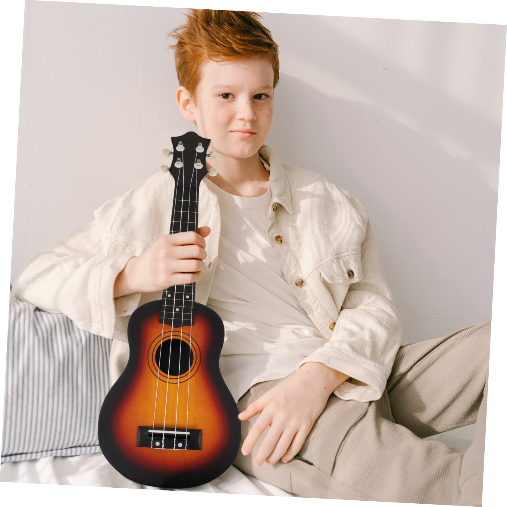 Corde Ukulele Piccolo Strumento Musicale Acustico per Ragazzo Ragazza e Adulti Principianti Design Creativo e Unica Realizzazione Sicura Delicata senza Danni alle Mani Suono