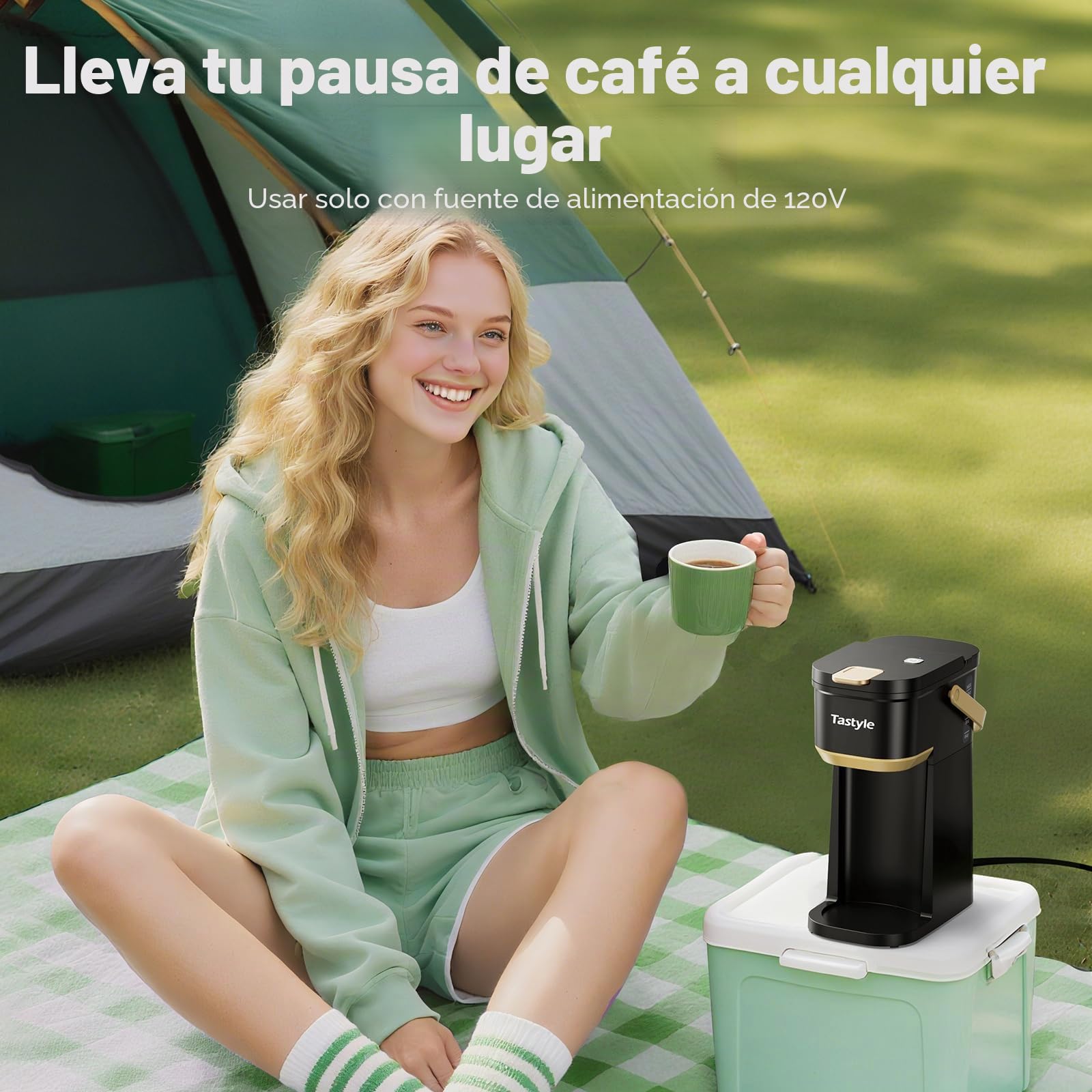 Tastyle - Cafetera de una sola taza para tazas K y molidos, mini cafetera con mango portátil, tamaño de cerveza de 6 a 12 onzas, para viajes, camping, oficina, RV y recámara, 120 V, negro y dorado