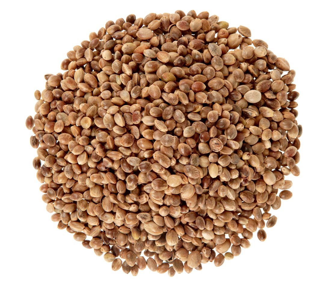 Dehner Natura Wildvogelfutter, gehackte Erdnüsse, 10 kg & Natura Wildvogelfutter, Hanfsaat, 2,5 kg