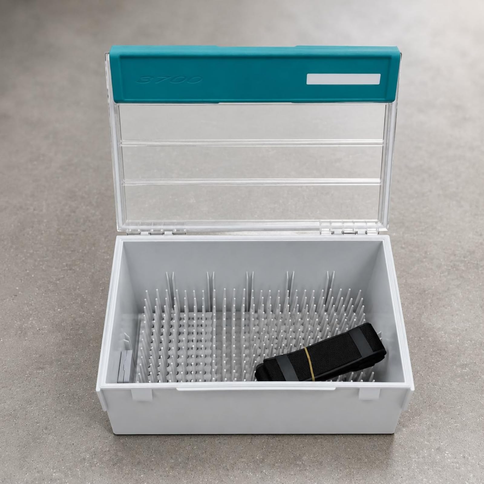 Hardbait-Box Steckeinsatz Angelköder-Aufbewahrungsbox Viele Stifte Köderbox für Angler, Grün