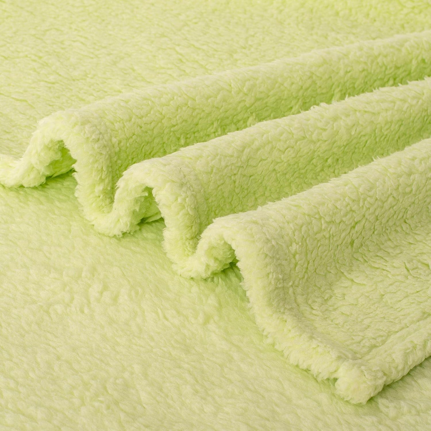 Baby Blanket or Pet Blanket, Comfy Soft Warm Blankets for Baby Girls and Boys, Dog and Cat, Plush Fl