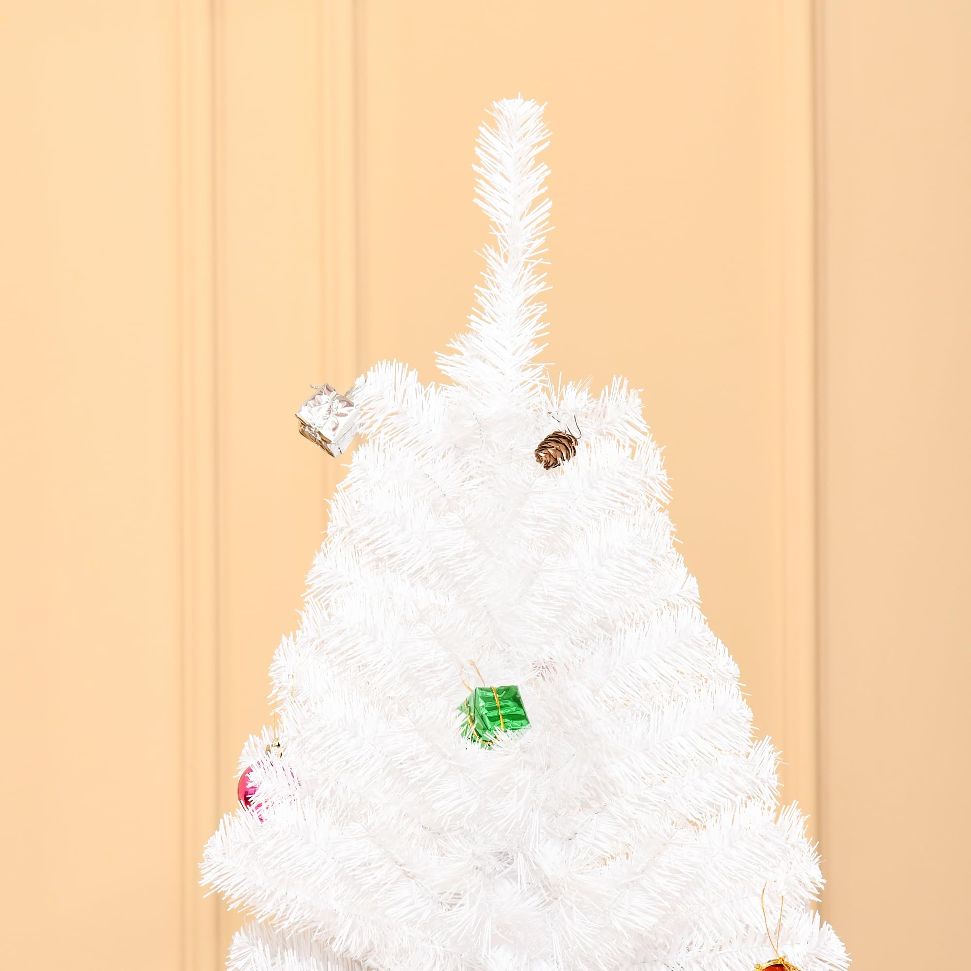 HOMCOM Künstlicher Weihnachtsbaum 180 cm mit Kugeln inkl. Metallständer