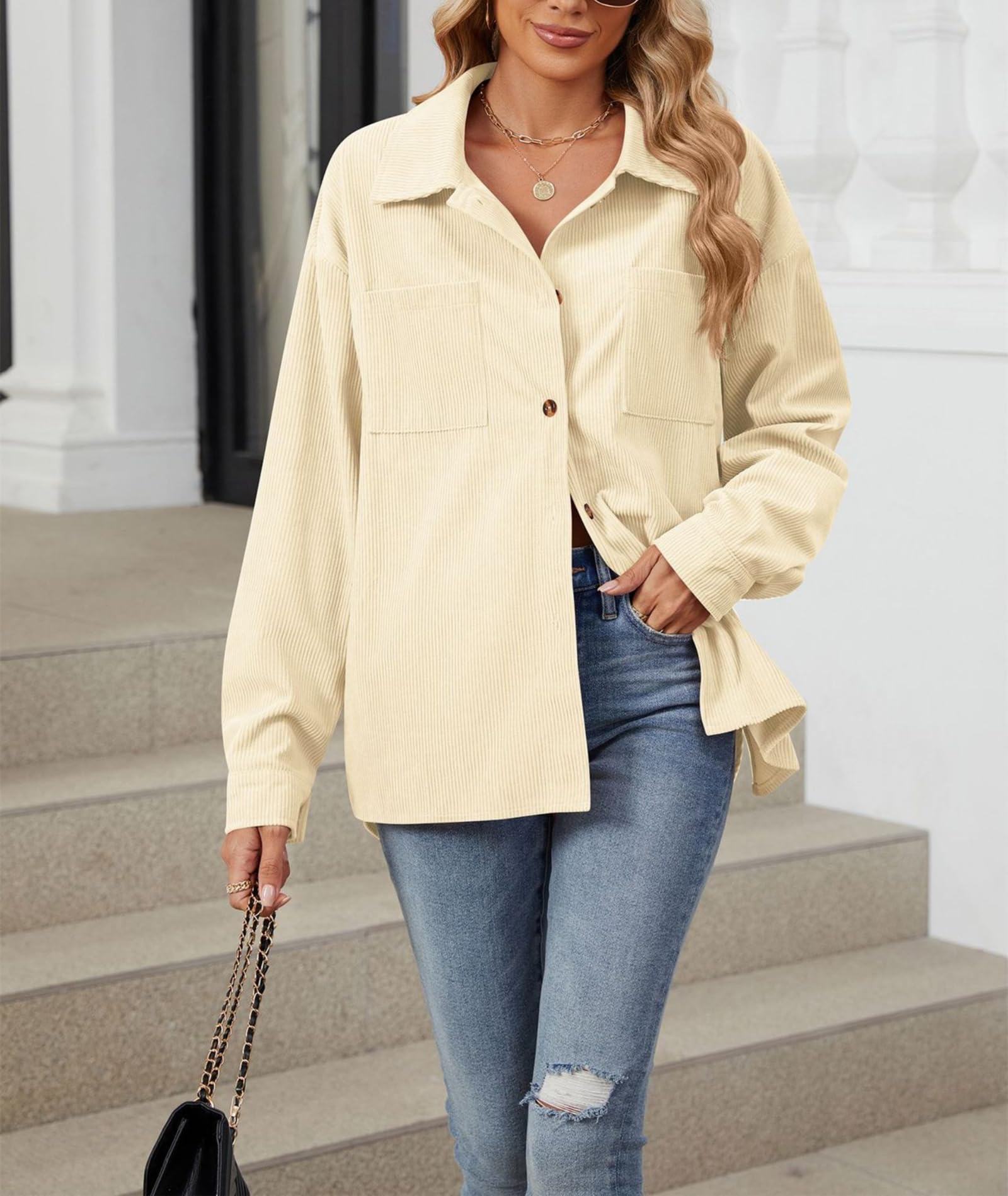 Camicia da donna in velluto a coste button down oversize a maniche lunghe