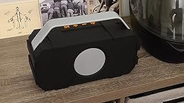 Review Image by Zach Borges