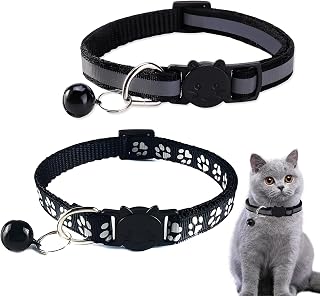 2 collares de gato, uno de color sólido y otro con un patrón, negro