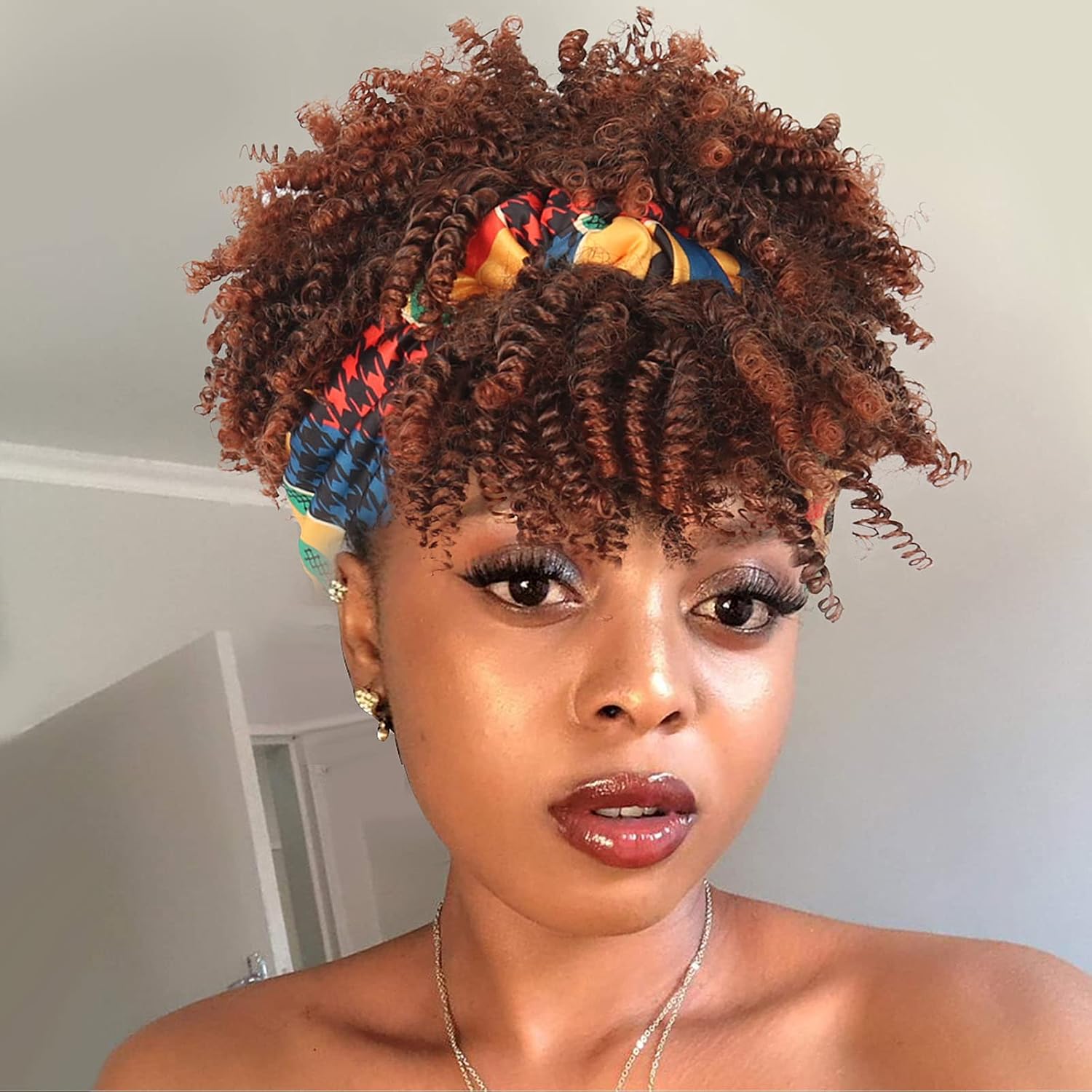 LEOSA Kinky Curly Headband Wig with Bangs for Women Ombre Headband Wig Synthetic Kinky Curly Wig with Headband Attached Blonde Kinky Wig Short Afro Headband Wig Outre High Puff Wig
