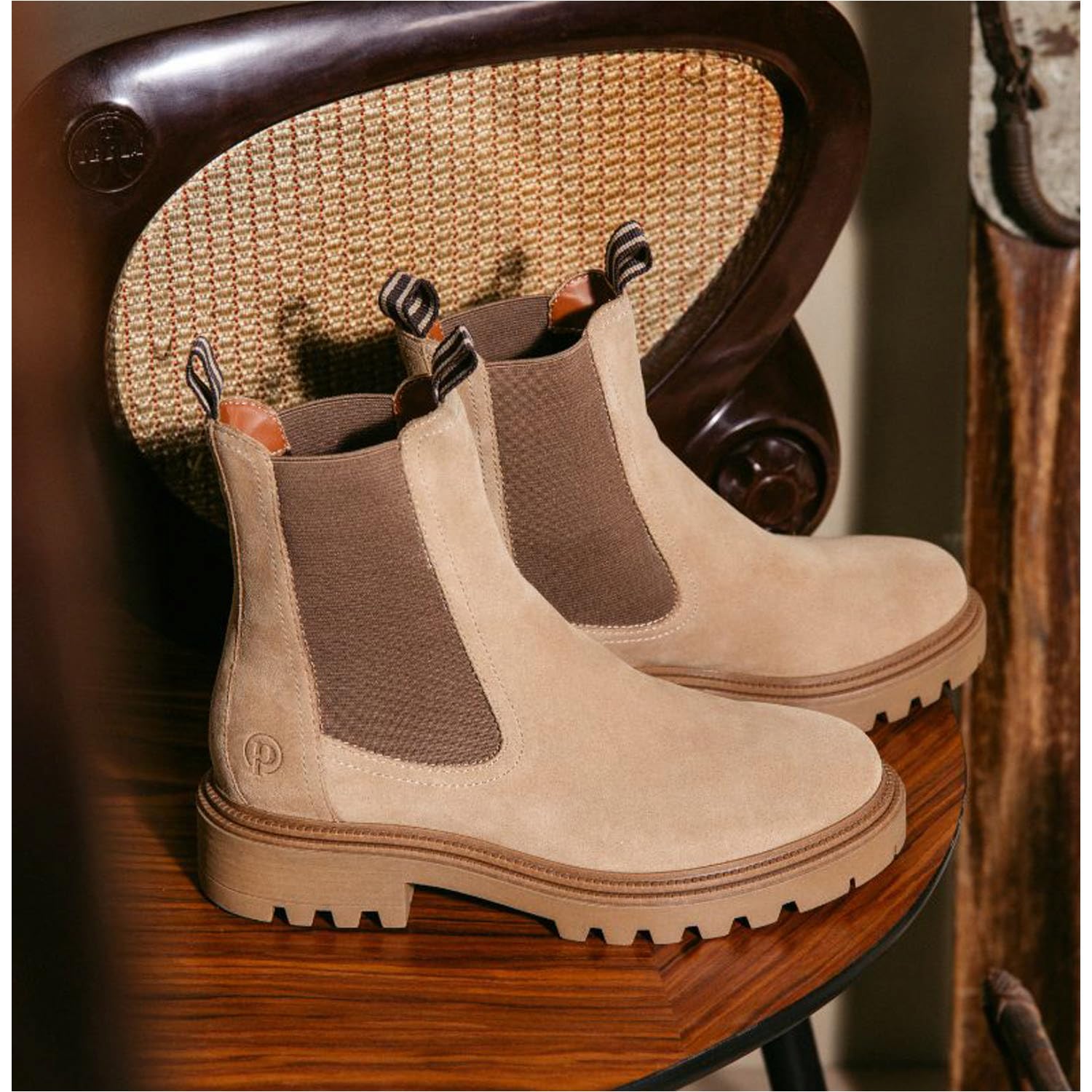 Palado Damen Chelsea Boots Luctoria – leichte gefütterte Stiefeletten aus hochwertigem Rindsleder – elegante Ankle Boots für Herbst & Winter