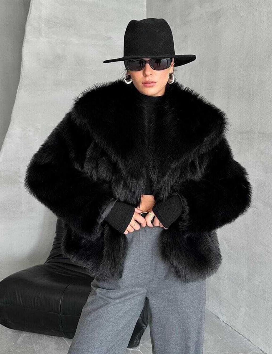 COZYPOIN Womens Faux Fur Jacket Fluffy Fur Coat Cropped Long Sleeve Lapel Button Down Fuzzy Winter Outerwear - Image 2
