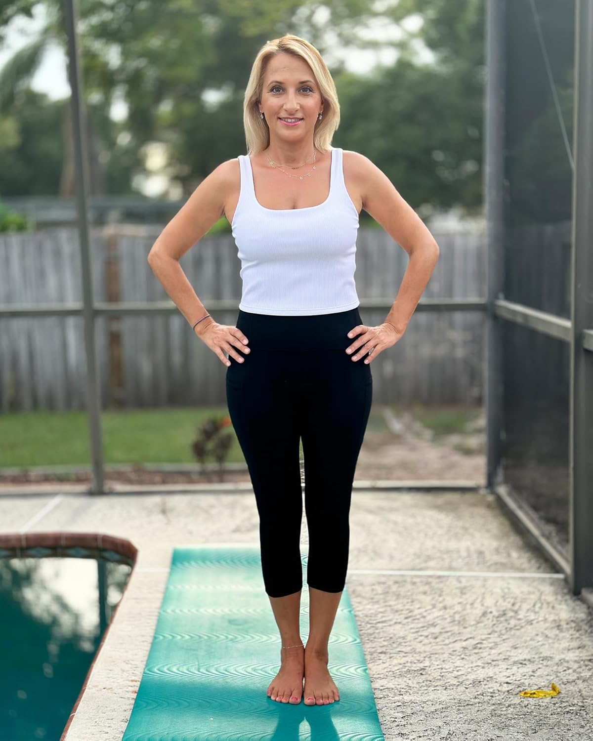 Stelle Women's Yoga Pants with Pockets High Waisted Capri Leggings Tummy Control Workout Cycling Pants - Image 6