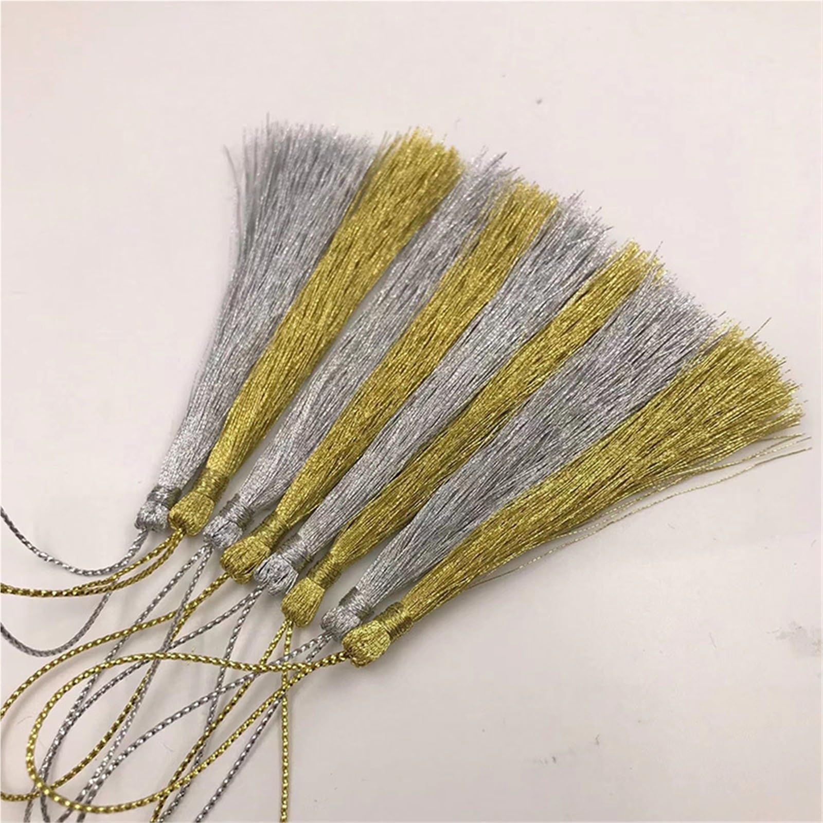 Handgefertigte Quasten, 20/50 Stück Quasten Dekoration 8 cm DIY Handwerk Schmuck Kissen Lesezeichen Quaste Anhänger(Silver,50pcs)