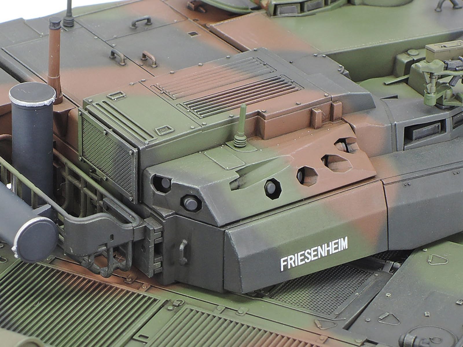 Tamiya 35362-1:35 KPz Leclerc Série 2 - Maquette - Kit de Construction en Plastique - Loisirs créatifs - Collage - Kit de modélisme - Modèle - Assemblage