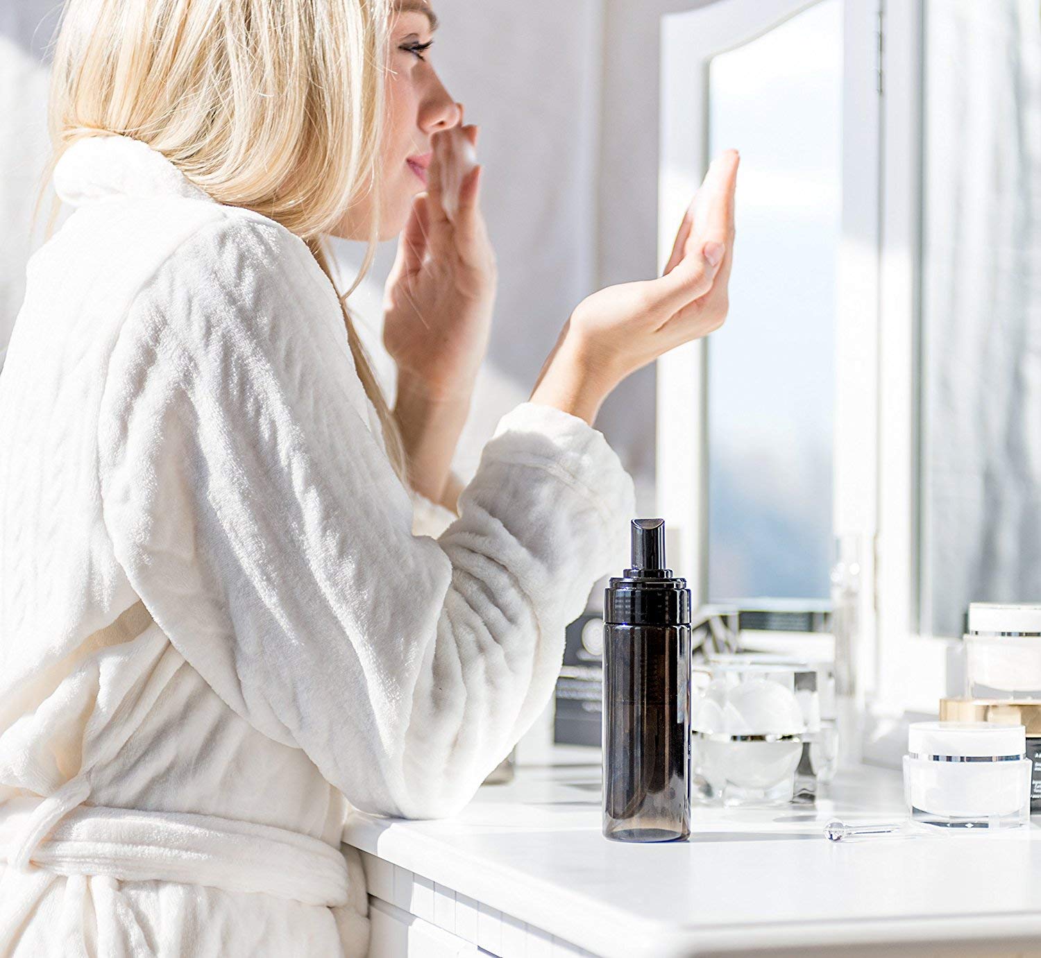 Forever Flawless Exfoliating and Foaming Face Cleanser and Makeup Remover with 100% Natural Diamond Powder, Deep Clean for Women and Mens Pores FF17, (150 ml) - Image 7