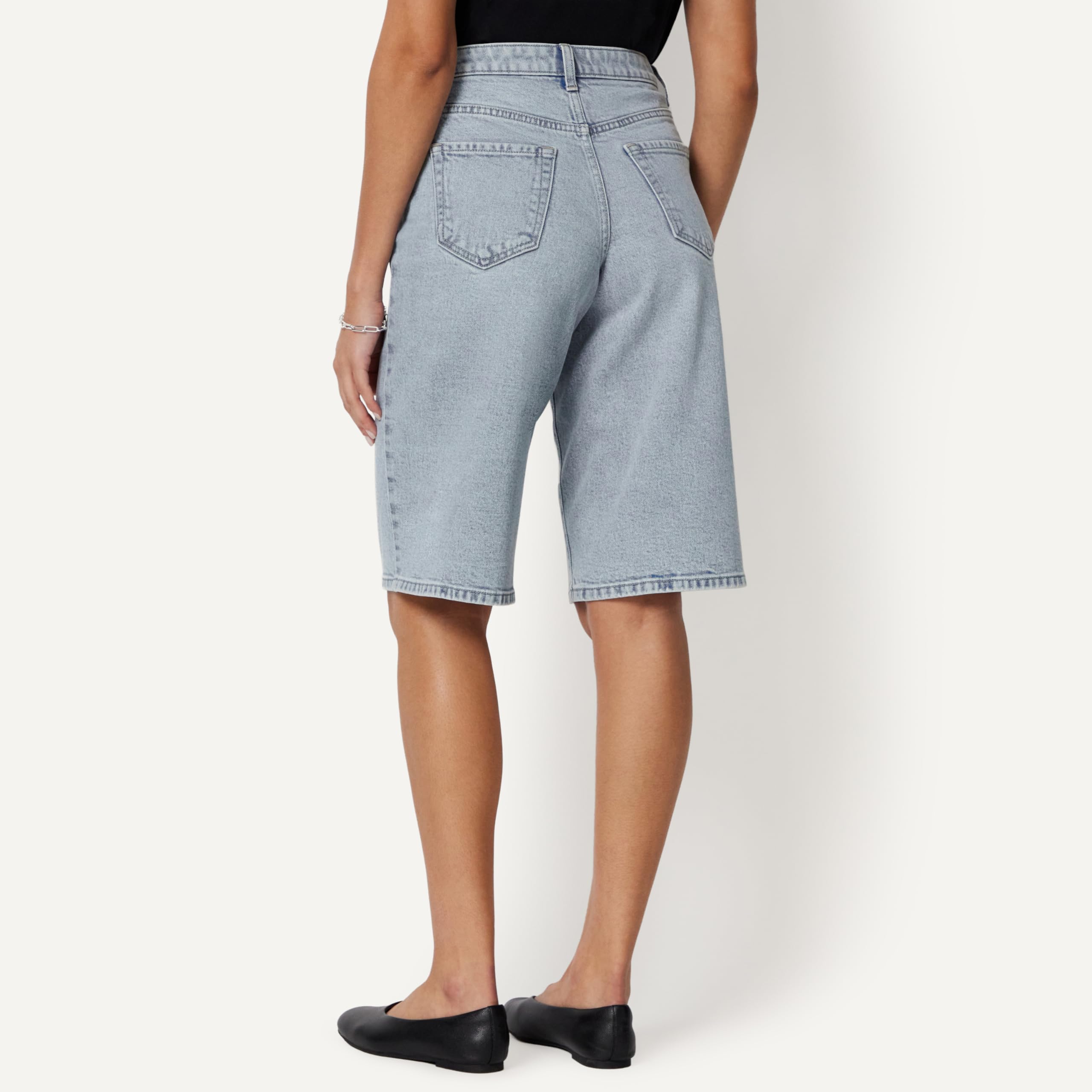 Amazon Essentials Bermuda en Denim, Taille Mi-haute et Coupe Décontractée Femme