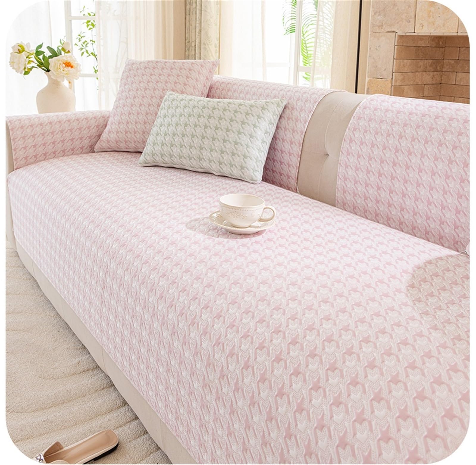 AWSQ23 Ice Silk Non-Slip Quilted Sofa Mat(Pink,70 * 70cm)