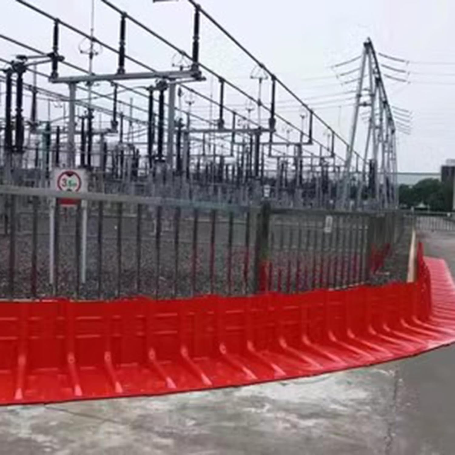 Flood Prevention Barriers, L-shaped Plastic Flood Gate Mobile Flood Control Retaining Wall,Flood Barriers For Underground Garages, Dams, Highways, Shopping Malls WMEIE ( Color : Rojo , Size : 6pcs )